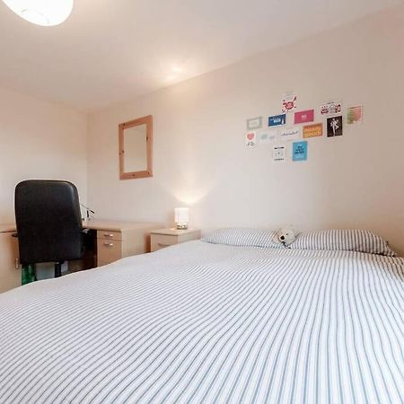 Spacious Two Double Bedroom Flat London Exterior photo