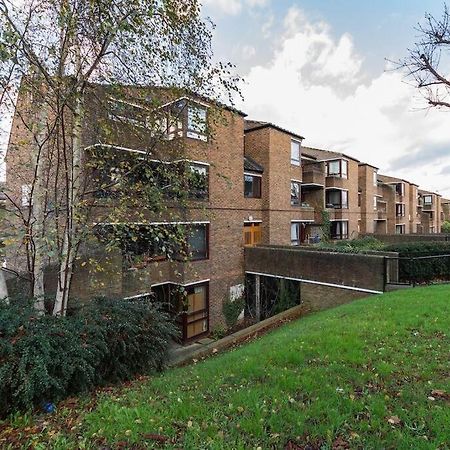 Spacious Two Double Bedroom Flat London Exterior photo
